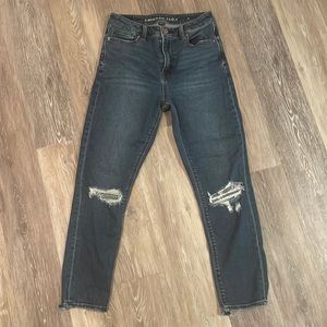 American Eagle stretch mom jean